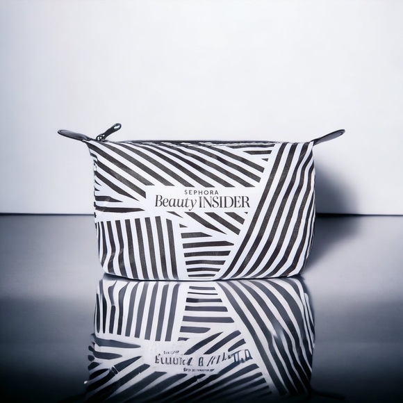 Sephora Beauty Insider Monochrome Patterned Bag (H) - Picture 1 of 7